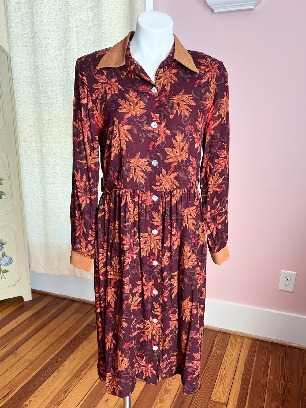 90s Autumn Leaf Rayon Button Down Dress in Browns and Oranges